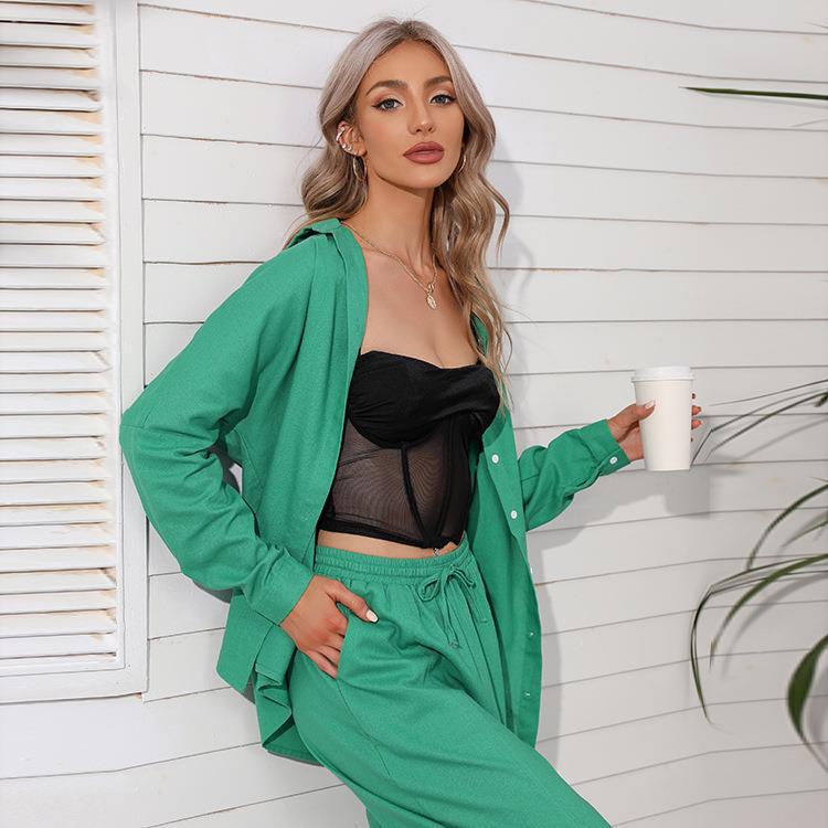 Women's Casual Two-Piece Set in Lightweight Fabric with Wide Blouse and Comfortable Pants