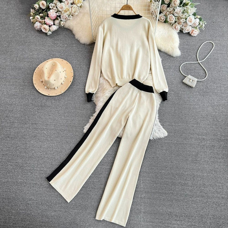 Women's Elegant and Comfortable Leisure Set with Floral Design