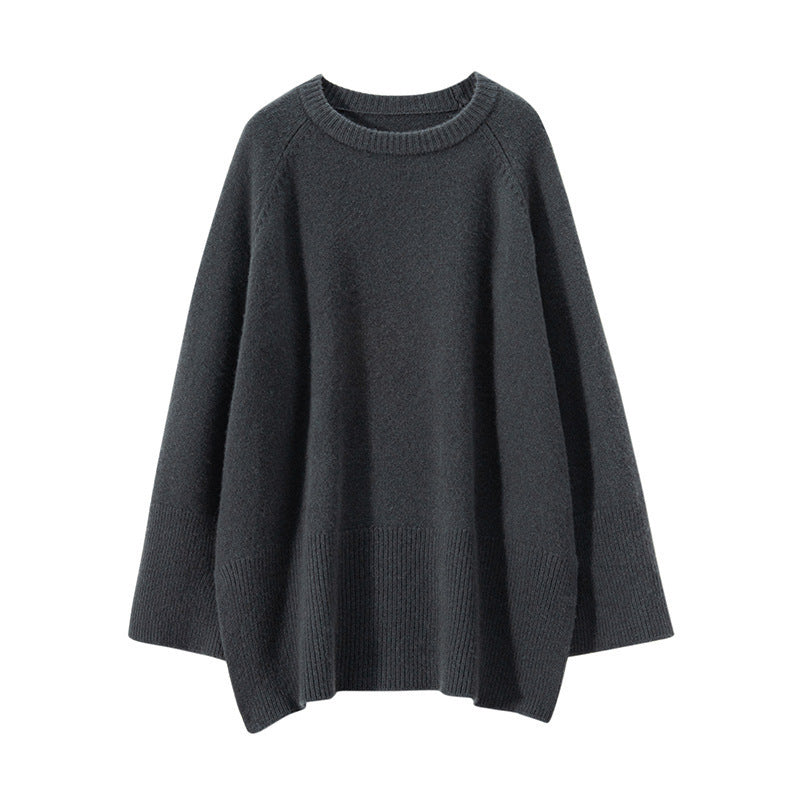 Elegant, Casual Knit Sweater with Wide Cut and Detailed Sleeves