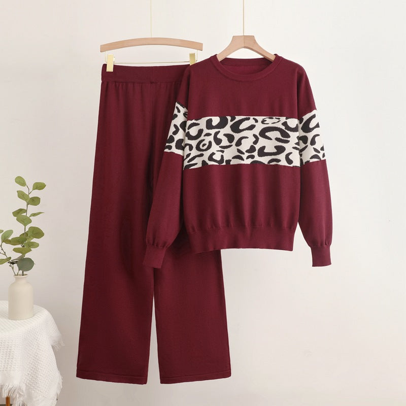 Women's Fashionable Leisure Loungewear Set with Trendy Leopard Print