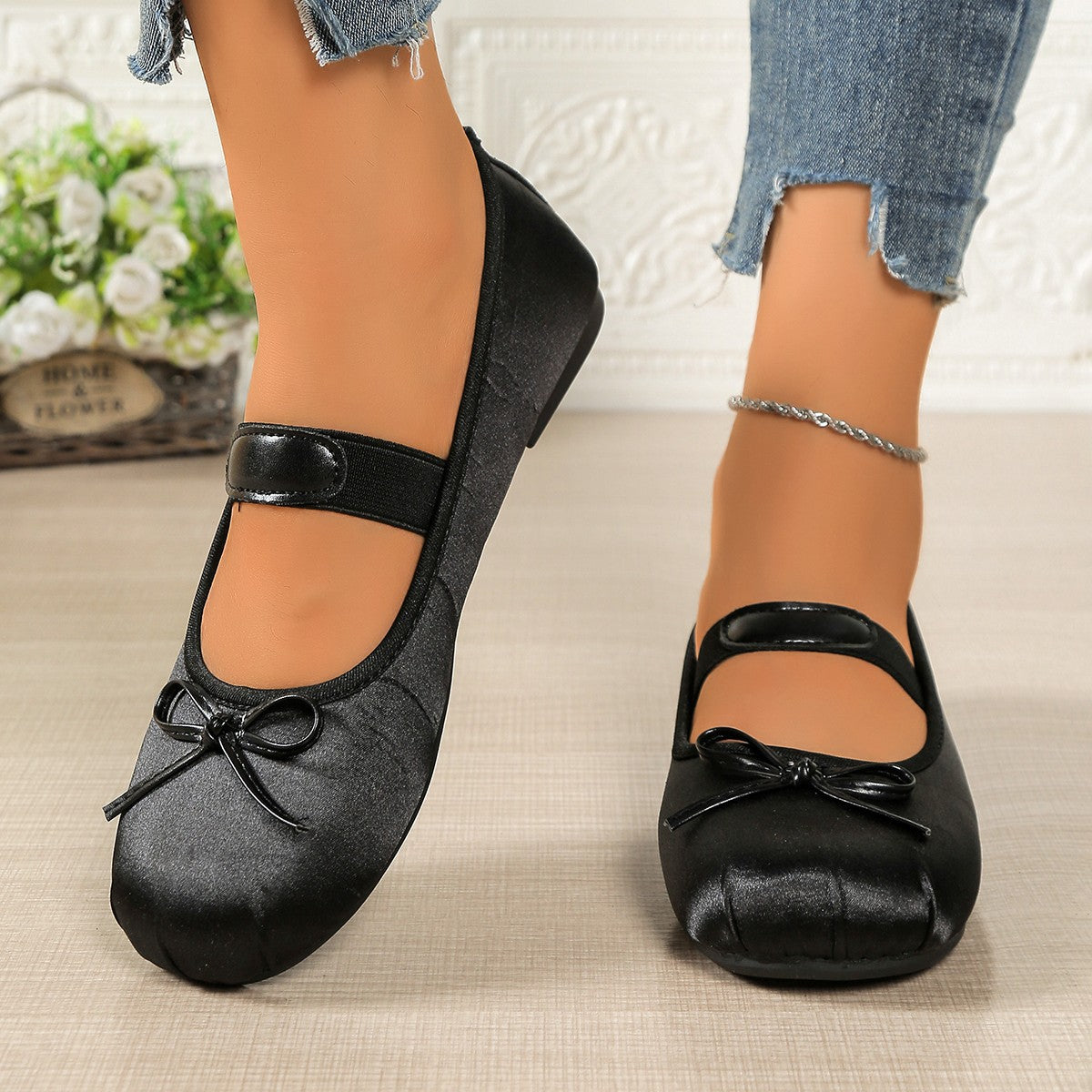 Women's Ballet Flats with Elastic Strap and Decorative Bow Detail