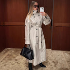Elegant Coat with High Collar and Adjustable Belt