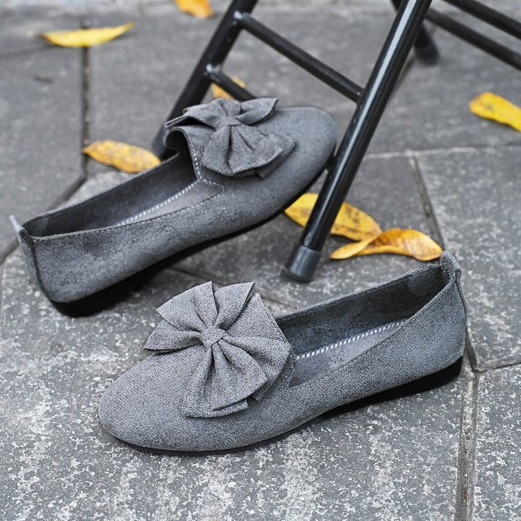 Women's Ballet Flats with Elegant Bow Detail