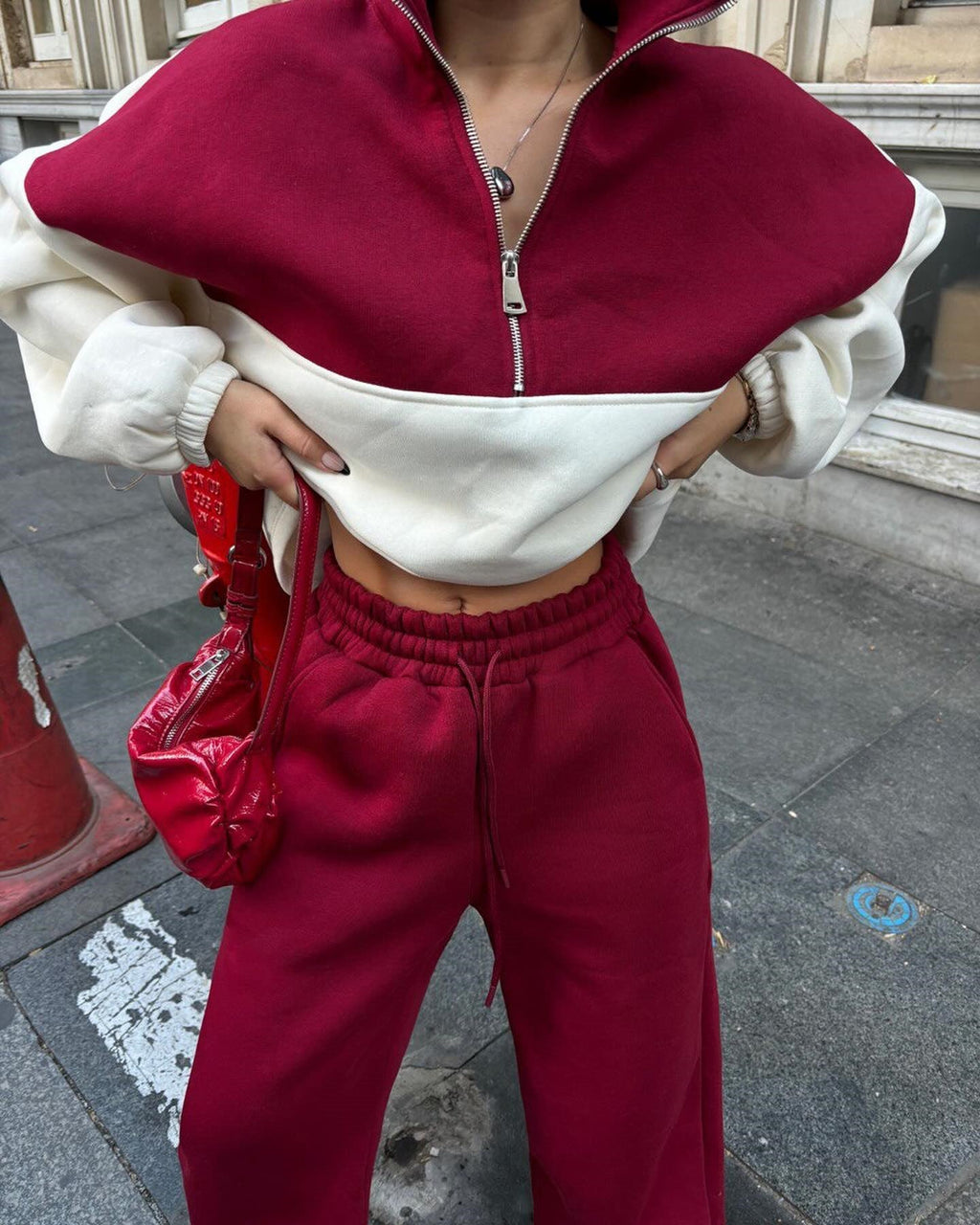 Women's Comfortable Zip-Pullover with Dropped Shoulders