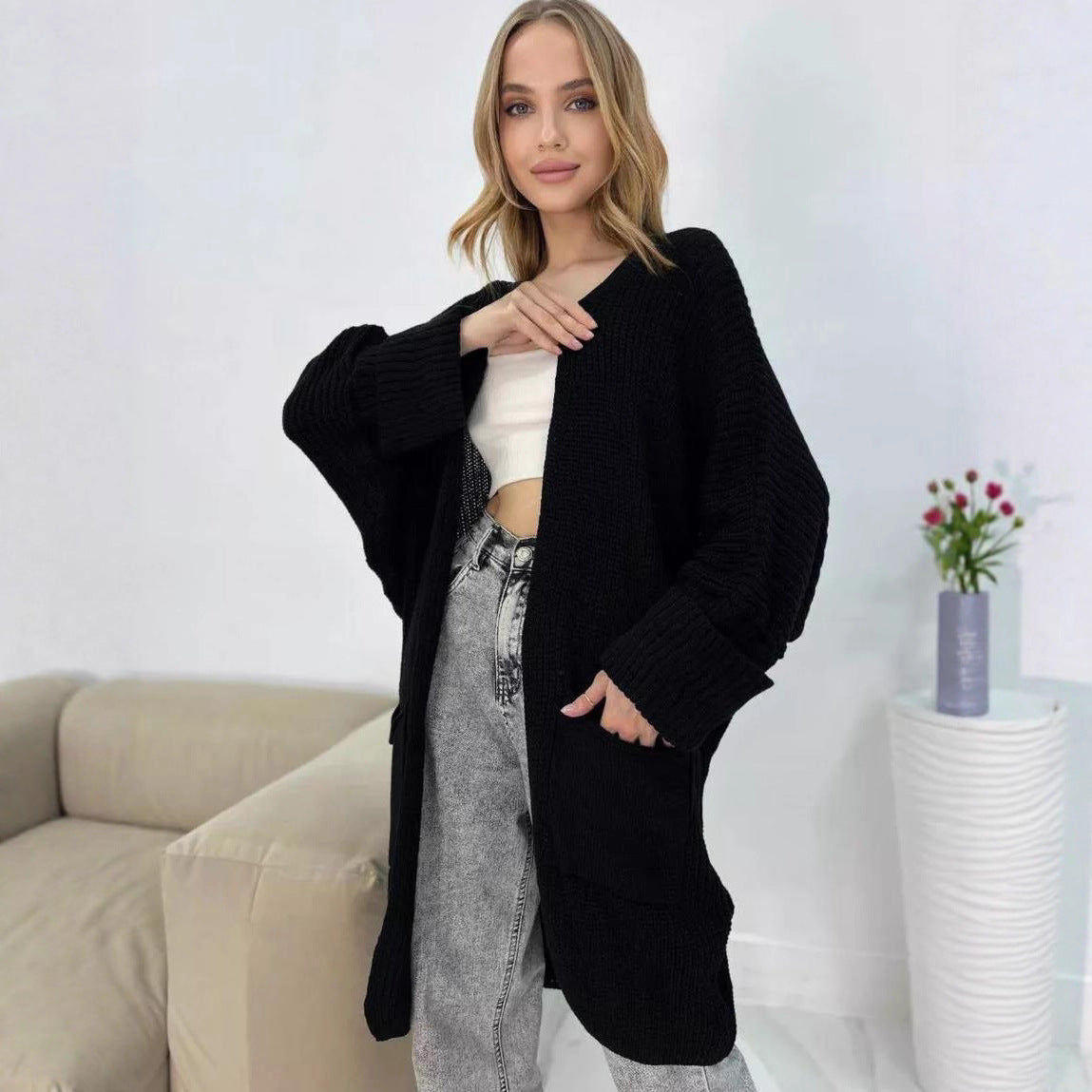 Women's Chunky Knit Cardigan with Spacious Pockets and Casual Fit