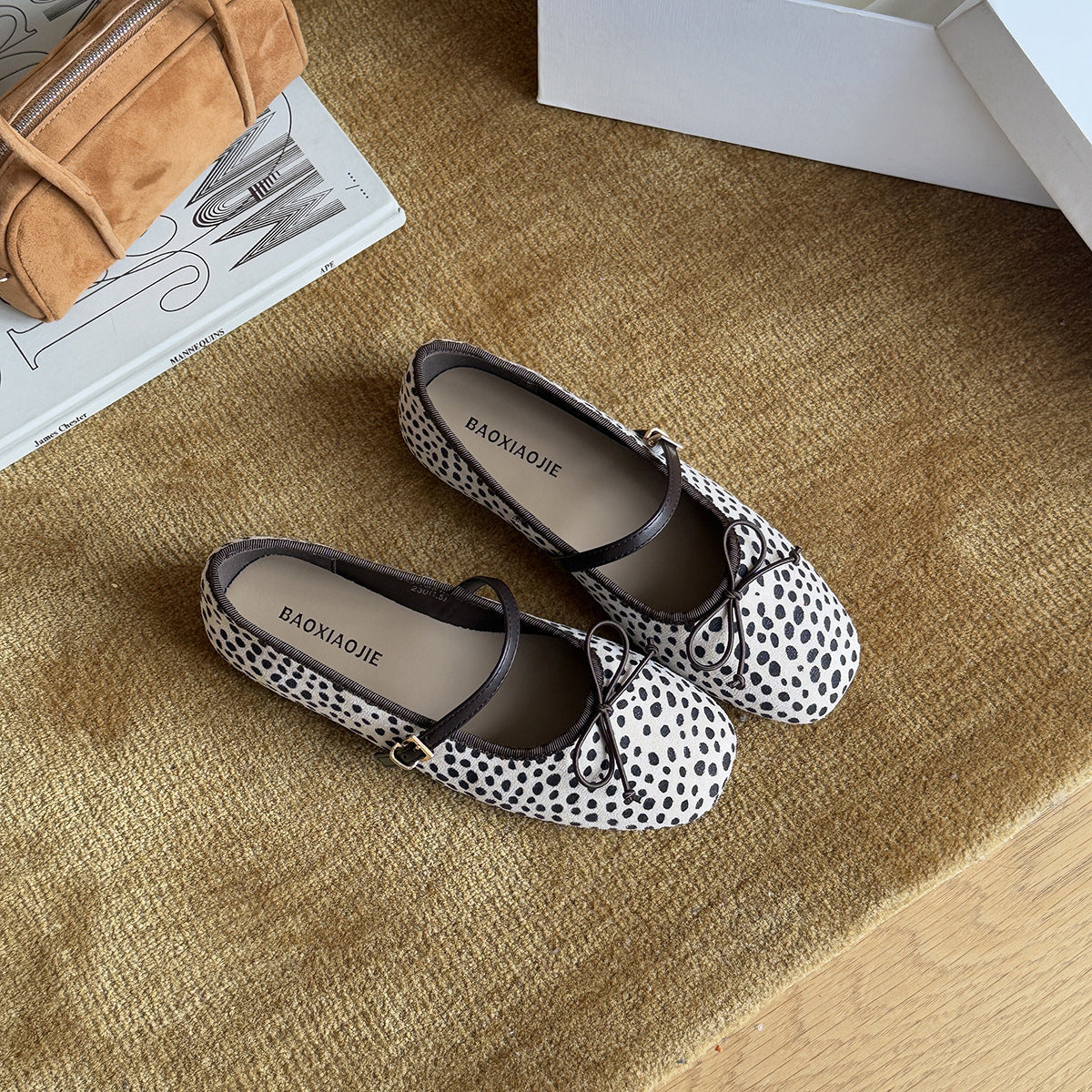 Women's Classic Vintage-Style Ballet Flats