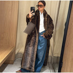 Women's Luxurious Faux Fur Coat with Elegant Cut