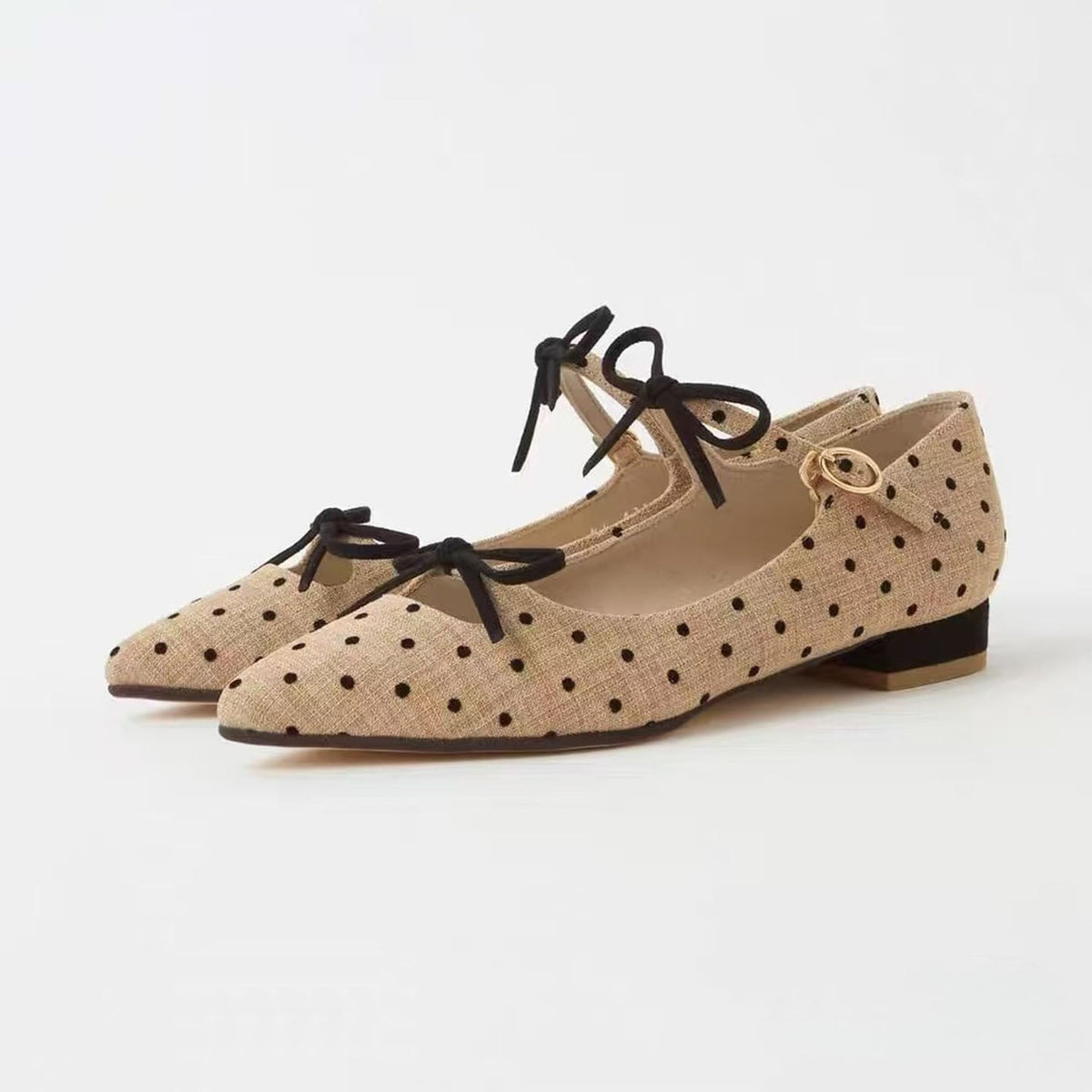 Women's Ballet Flats with Dot Pattern and Bow Accent