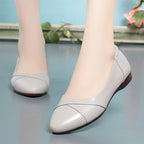 Women's Ballet Flats with Elegant Cut and Comfortable Footbed