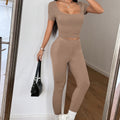 Women's Figure-Hugging Sport Set with Short-Sleeve Top and High-Waisted Leggings