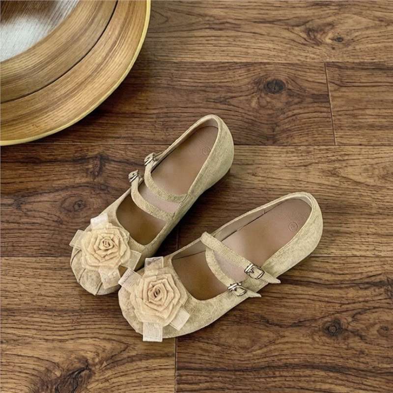 Women's Ballet Flats with Decorative Flower Motif