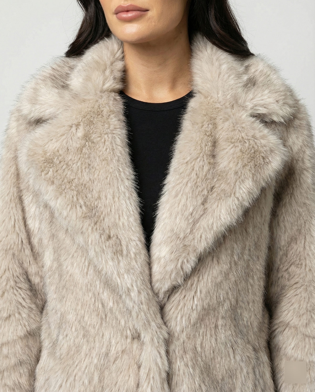 Women's Luxurious Faux Fur Coat in a Generous Design