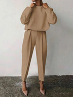 Casual Two-Piece Set with Wide Cut and Stylish Details