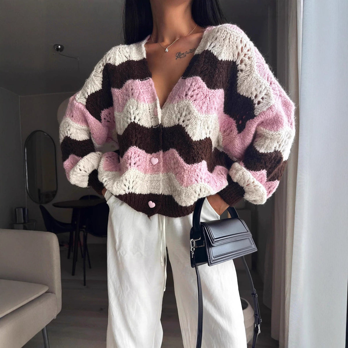 Women's Cozy Knit Cardigan with Wave Pattern