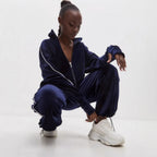 Elegant Velour Loungewear Set in a Sporty Design with Contrasting Stripes