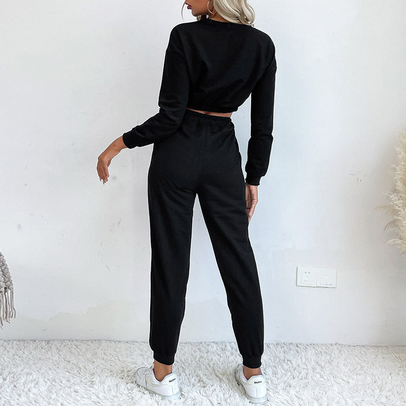 Women's Casual Two-Piece Jogging Suit with Cropped Top and Flexible Waist