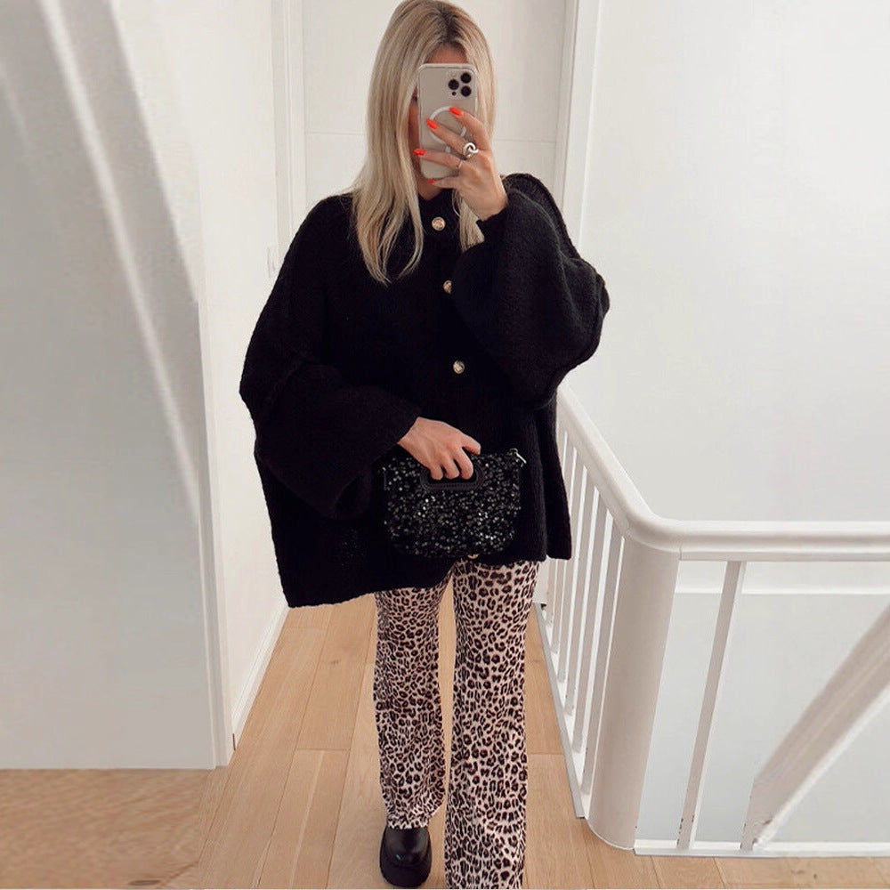 Women's Chunky Knit Cardigan with Button Details and Oversized Fit