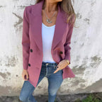 Elegant Double-Breasted Blazer with Timeless Cut and Light Shoulder Pads