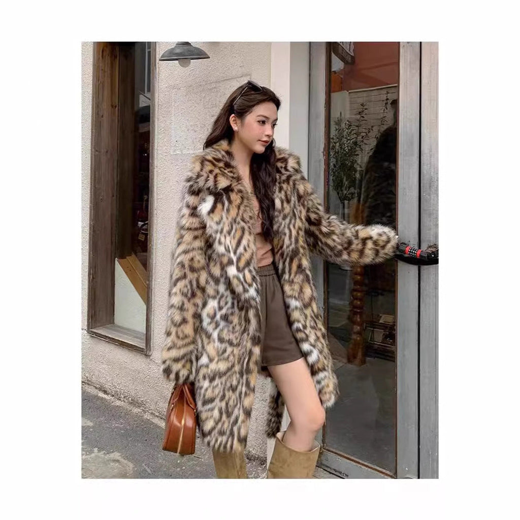 Elegant Faux Fur Jacket with Animal Print