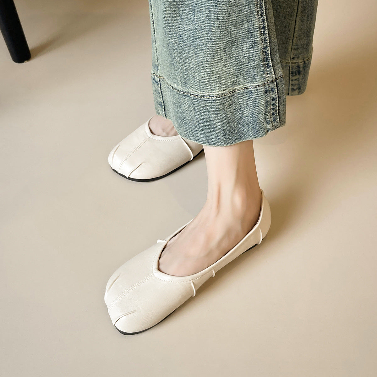 Women's Ballet Flats with Unique Pleated Design