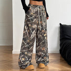 Women's High-Waisted Cargo Pants with All-Over Pattern