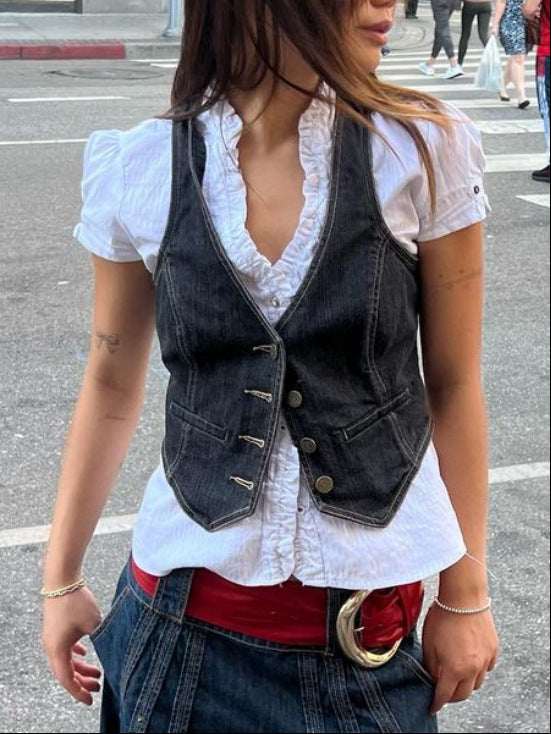 Women's Denim Vest with Elegant Button Details and Modern Pockets
