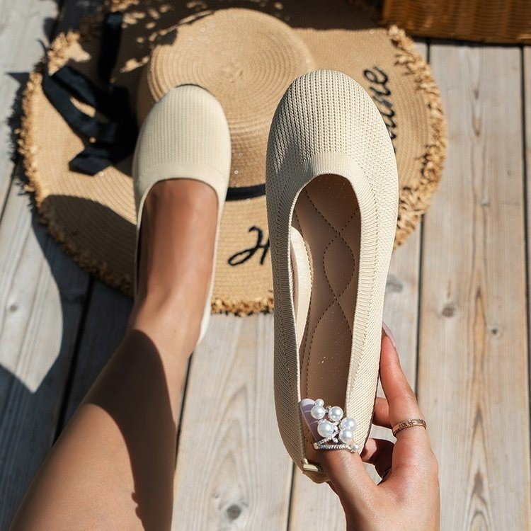 Women's Ballet Flats with Elegant Knit Design and Fashionable Pearl Embellishment