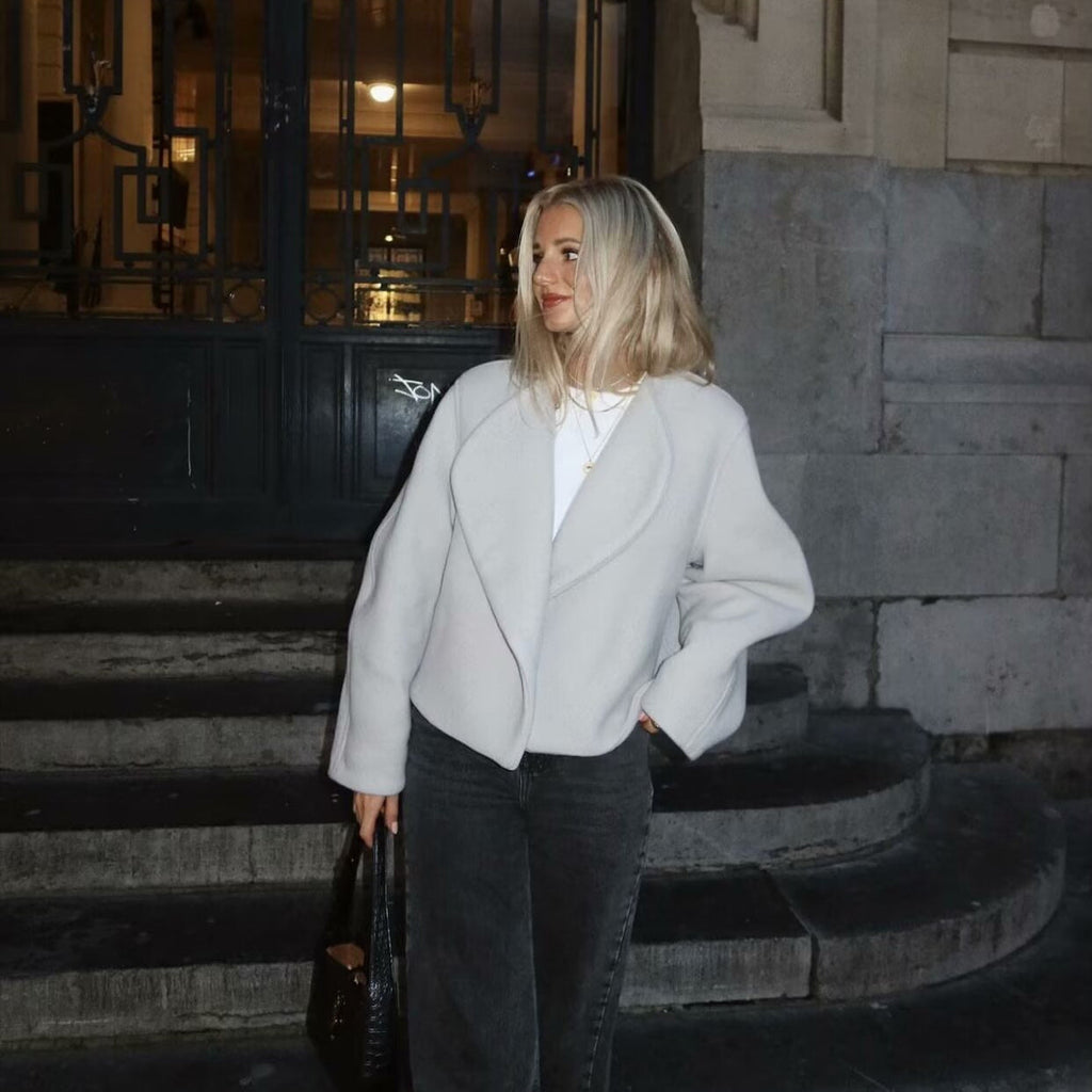 Women's Elegant Oversized Blazer with Chic Lapel