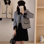 Women's Elegant Cropped Jacket with Contrasting Details