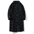 Women's Fashionable Plaid Coat with Elegant Cut