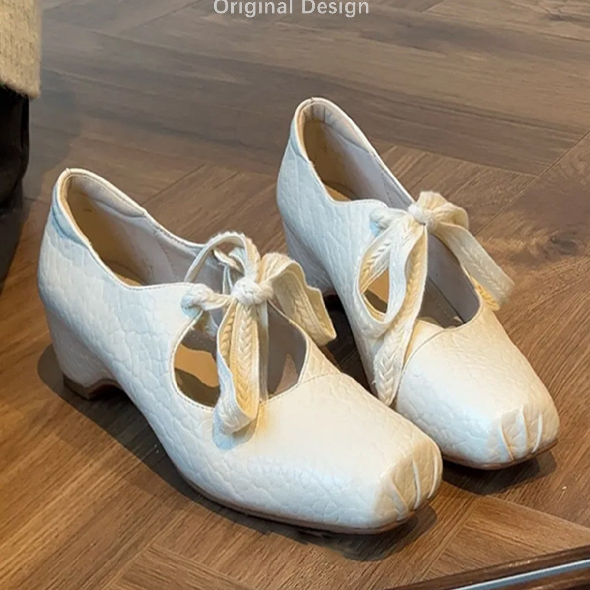Women's Ballet Flats in Snakeskin Look with Decorative Bow