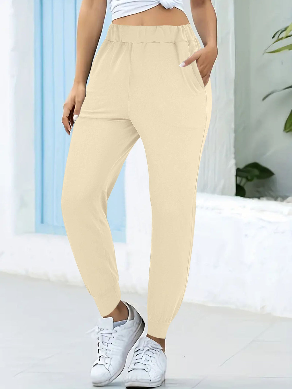 Women's Comfortable Joggers with Elastic Waist and Pockets