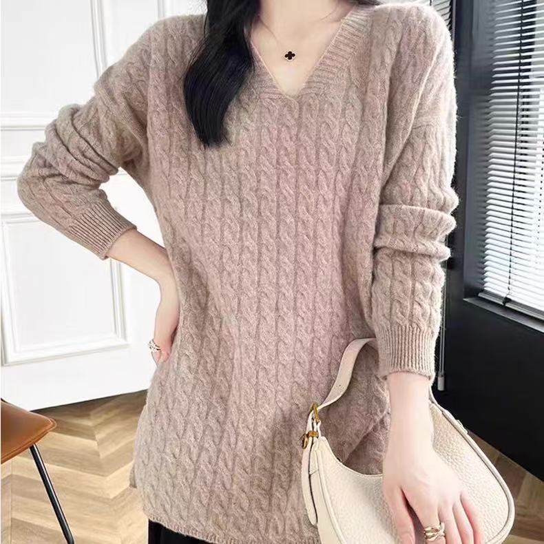 Women's Chunky Knit Sweater with V-Neck and Casual Fit