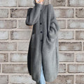 Women's Chunky Knit Cardigan with Spacious Pockets and Modern Button Design