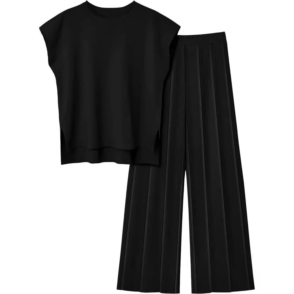 Elegant Women's Short-Sleeve Top and Pleated Trousers Set