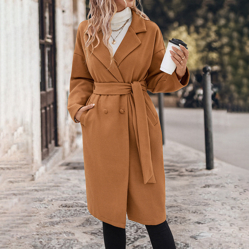 Elegant Trench Coat with Belt and Double-Breasted Design