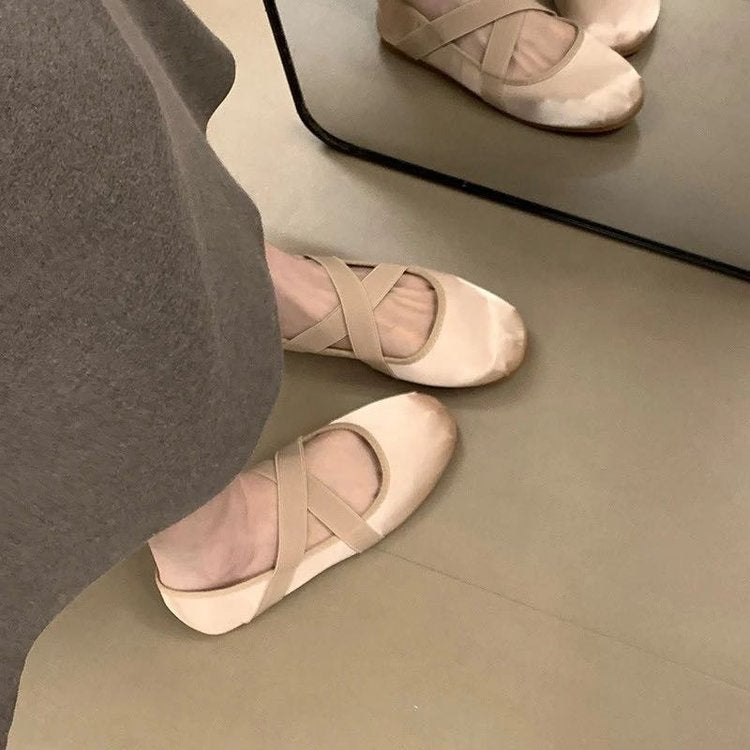 Women's Ballet Flats with Decorative Strap and Comfortable Footbed