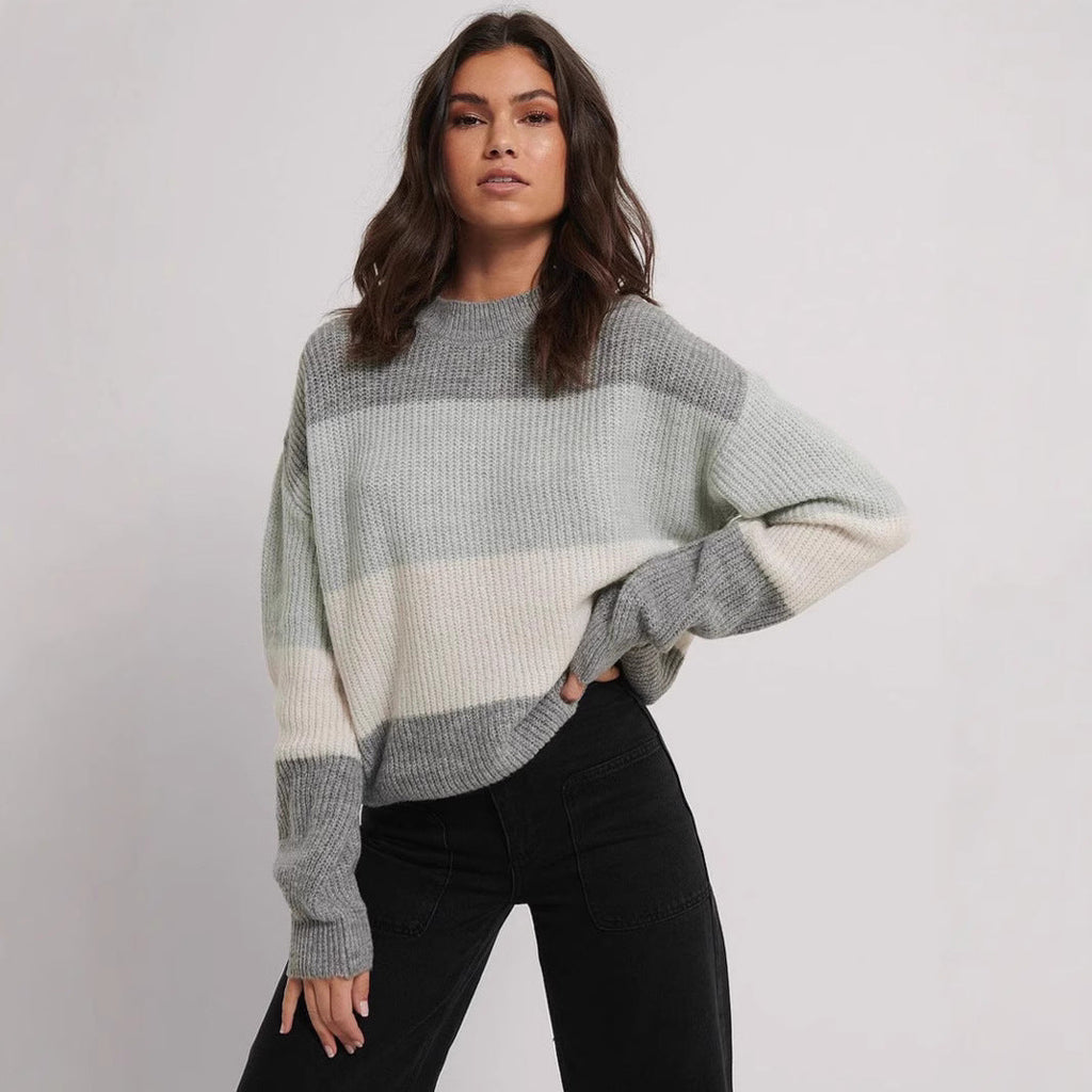 Women's Cozy Knit Pullover with Modern Pattern