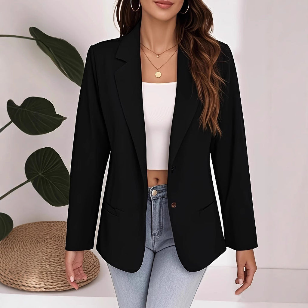 Women's Elegant Blazer with Timeless Cut and Practical Pockets