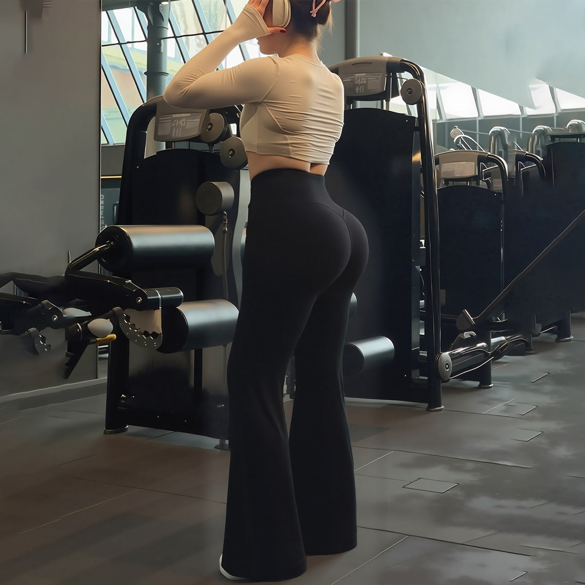 Women's High-Waisted Yoga Pants with Shaping Fit