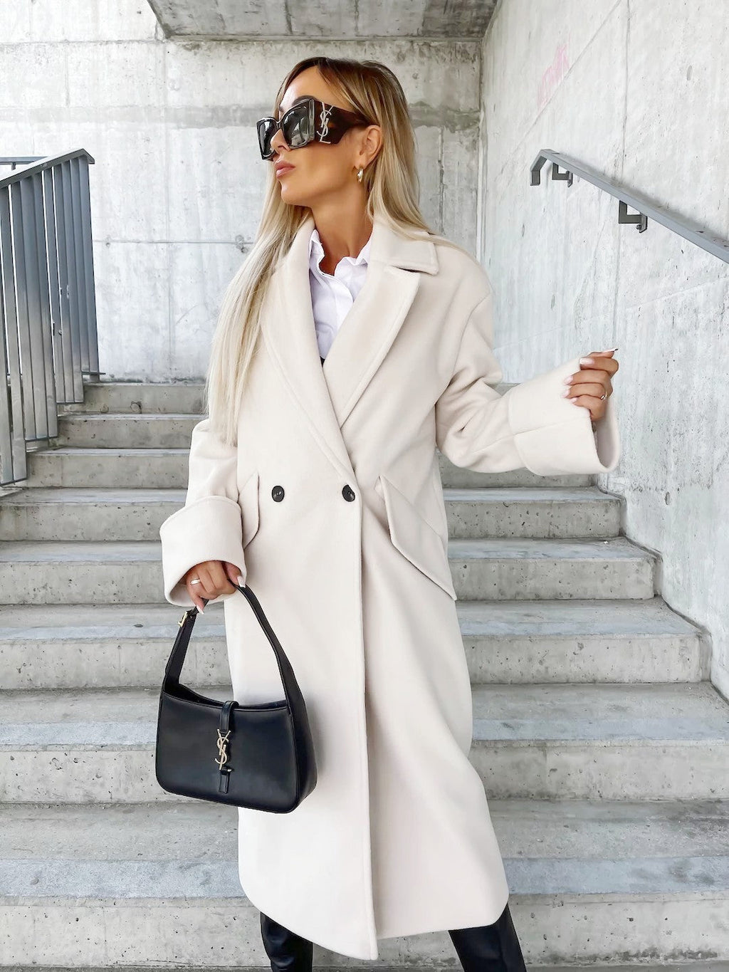 Women's Elegant Oversized Wool Coat