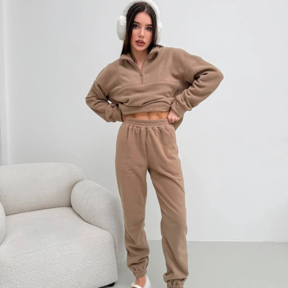 Women's Cozy Fleece Loungewear Set with Half Zipper and Joggers