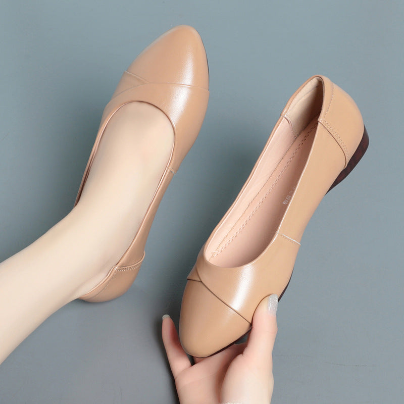 Women's Ballet Flats with Elegant Cut and Comfortable Footbed