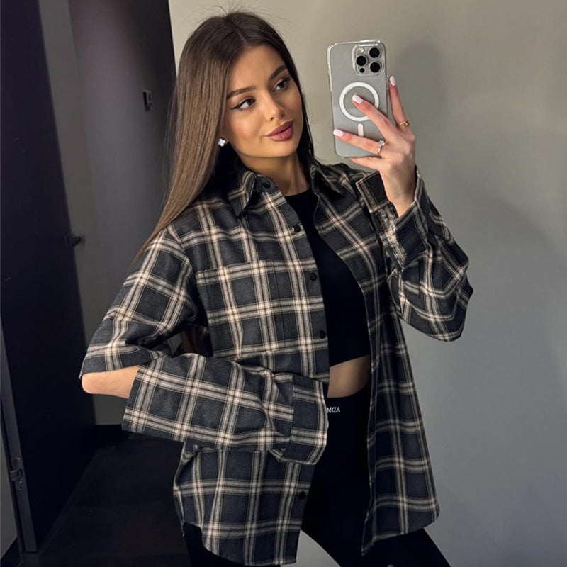 Casual Women's Plaid Shirt with Oversized Cut