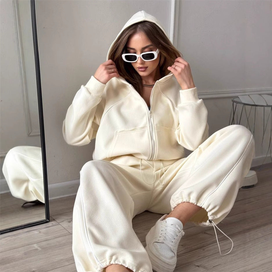 Women's Hooded Jacket and Wide Jogging Trousers Set with Contrast Stitching