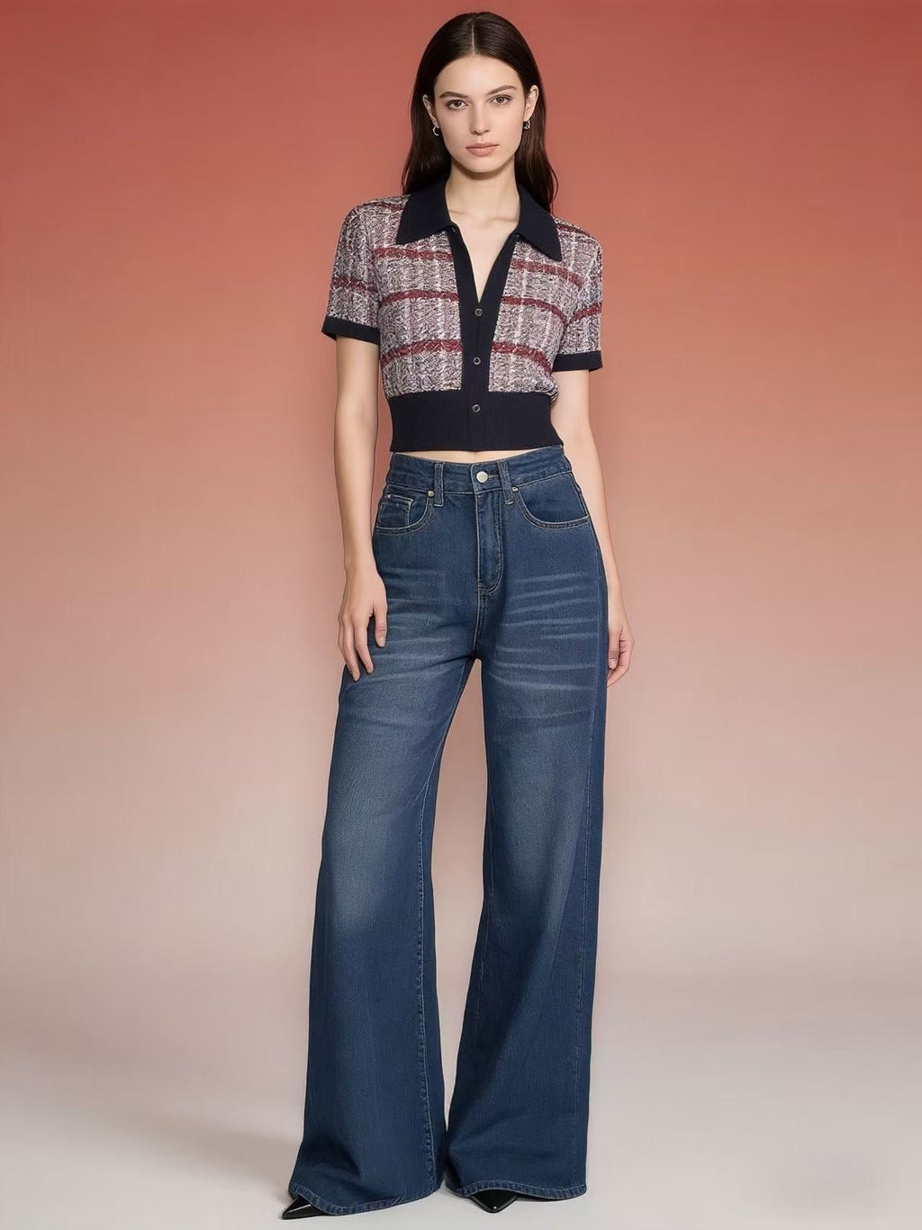 Elegant Cropped Blazer with Slim Lapel