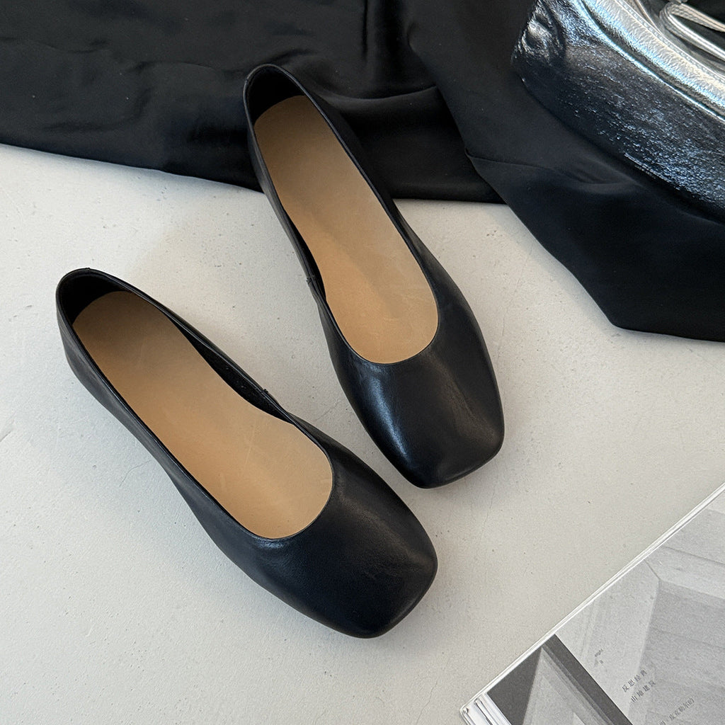 Women's Ballet Flats in High-Quality Metallic Leather with Comfortable Insole