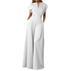 Elegant Jumpsuit with Wide Leg and Practical Pockets