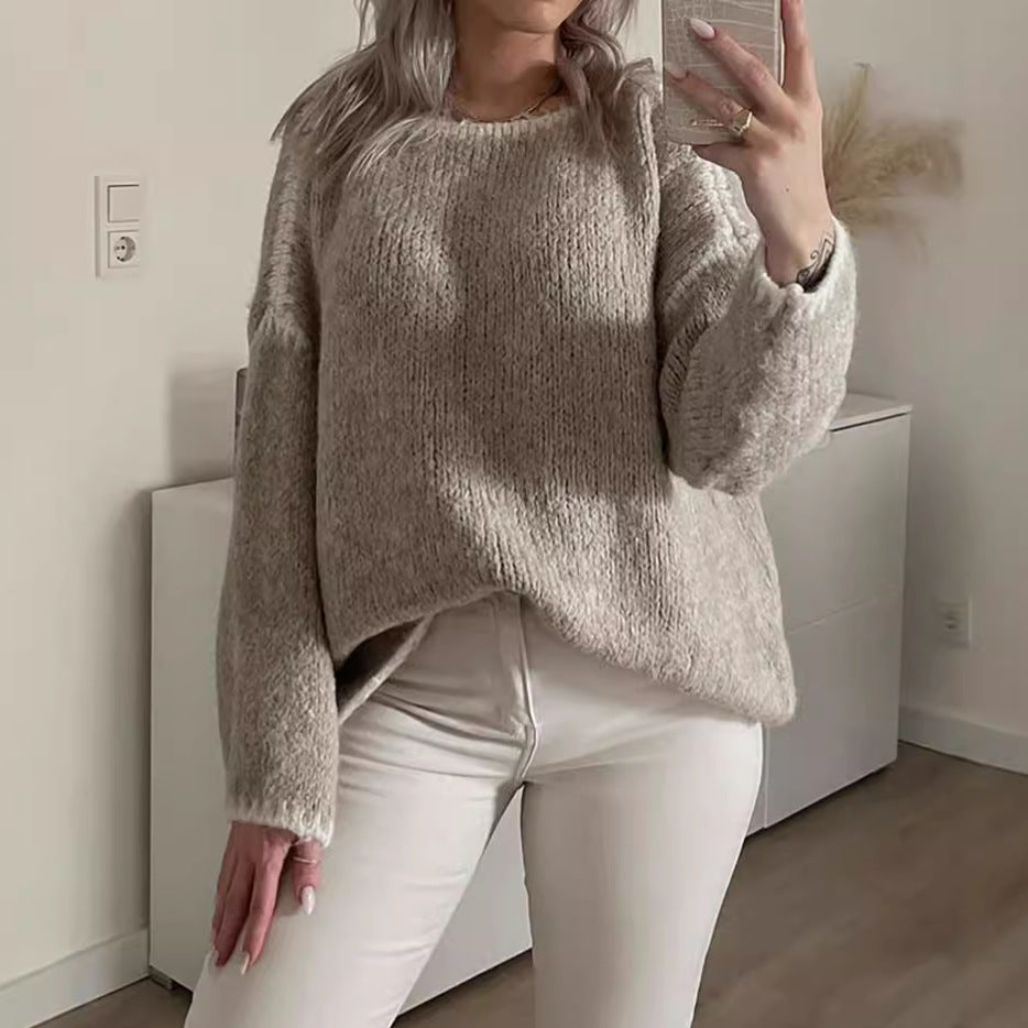 Women's Chunky Knit Sweater with Contrast Trim and Loose Fit