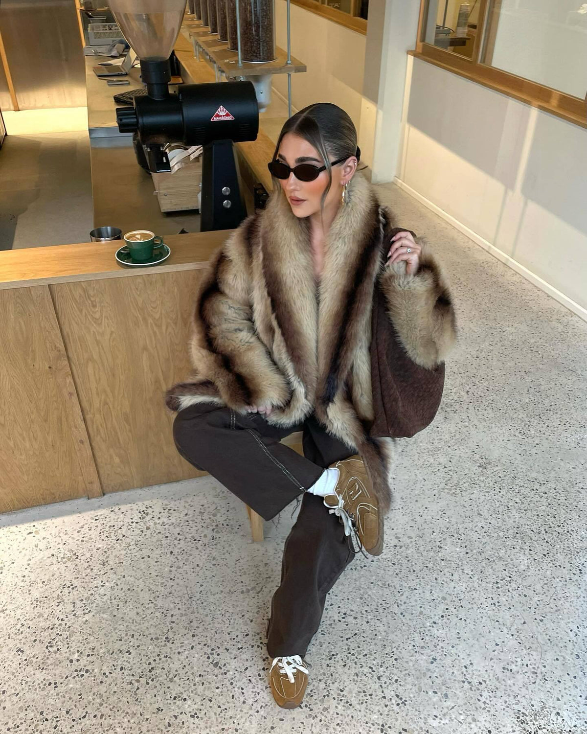 Women's Luxurious Faux Fur Coat with Wide Collar and Elegant Details